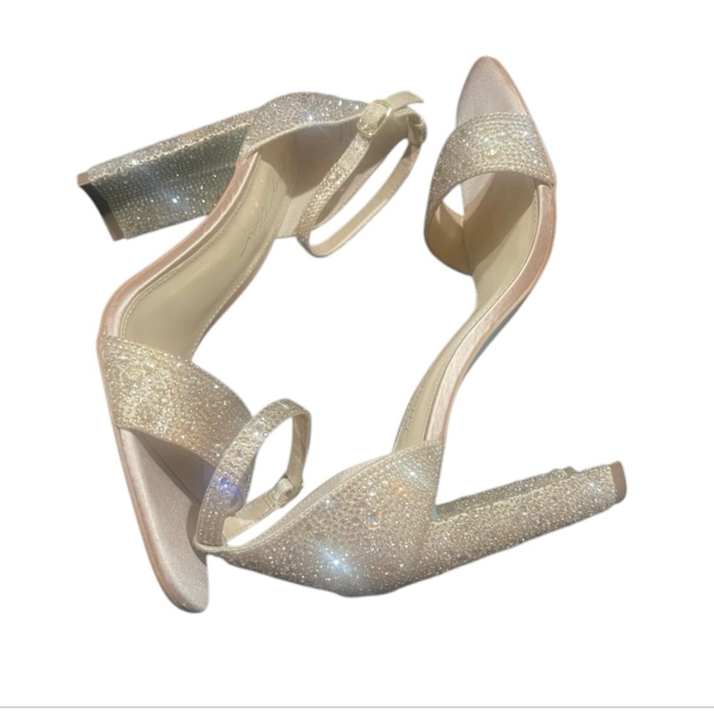 ✨Betsey Johnson SB-Rina Women’s Gold Fashion Bling Bling Heels  Size 9.5✨